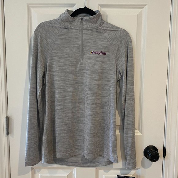 Wayfair / Charle's River Apparel Light Grey Performance Pullover‎ - Size Medium - Picture 1 of 7